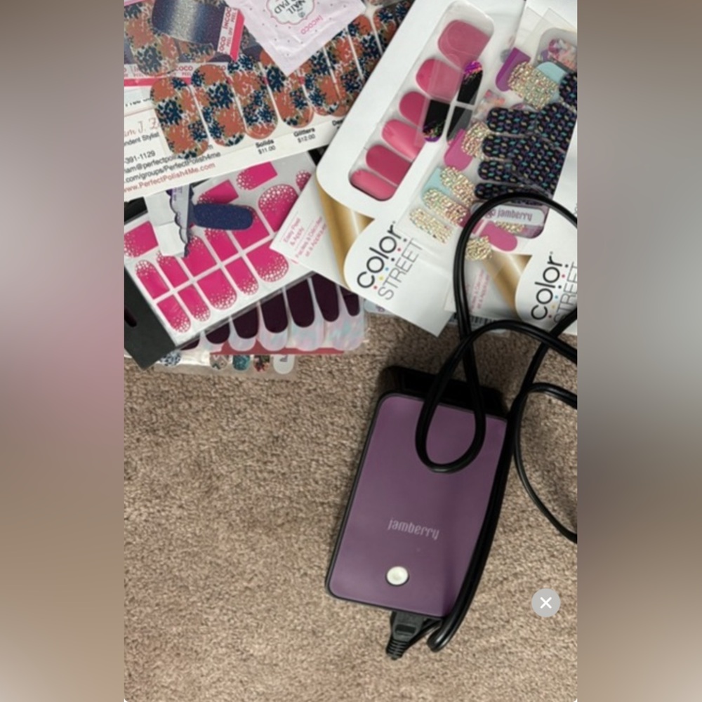Nail accessories